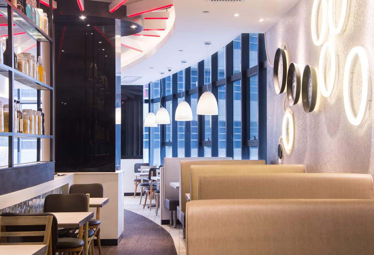 Proyecto de Interiorismo para Bar en Granada